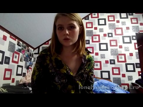 ❤️ 来自俄罗斯的年轻金发碧眼的学生喜欢更大的阴茎。 ☑ Porno vk