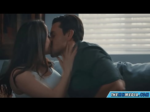 ❤️ 浪漫的性爱，有一个好的胸脯的妈妈 ☑ Porno vk